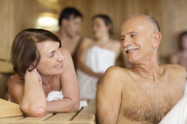 Какую пользу может принести баня пожилому человеку