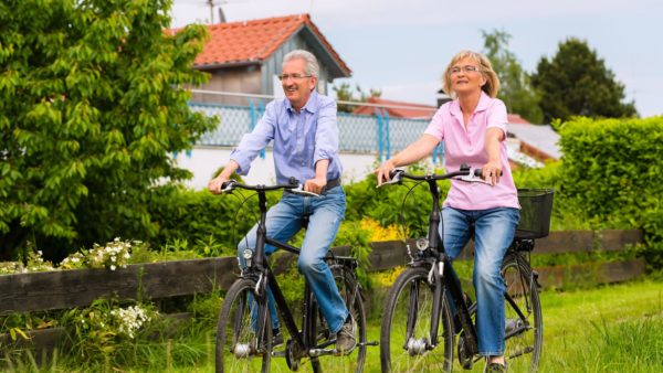 Почему пожилому человеку стоит приобрести велосипед